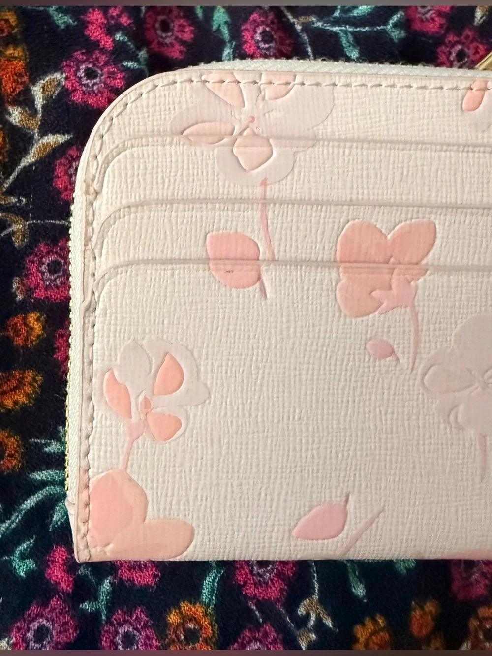 Kate Spade Devin Spring Pansies Card Case Wristlet